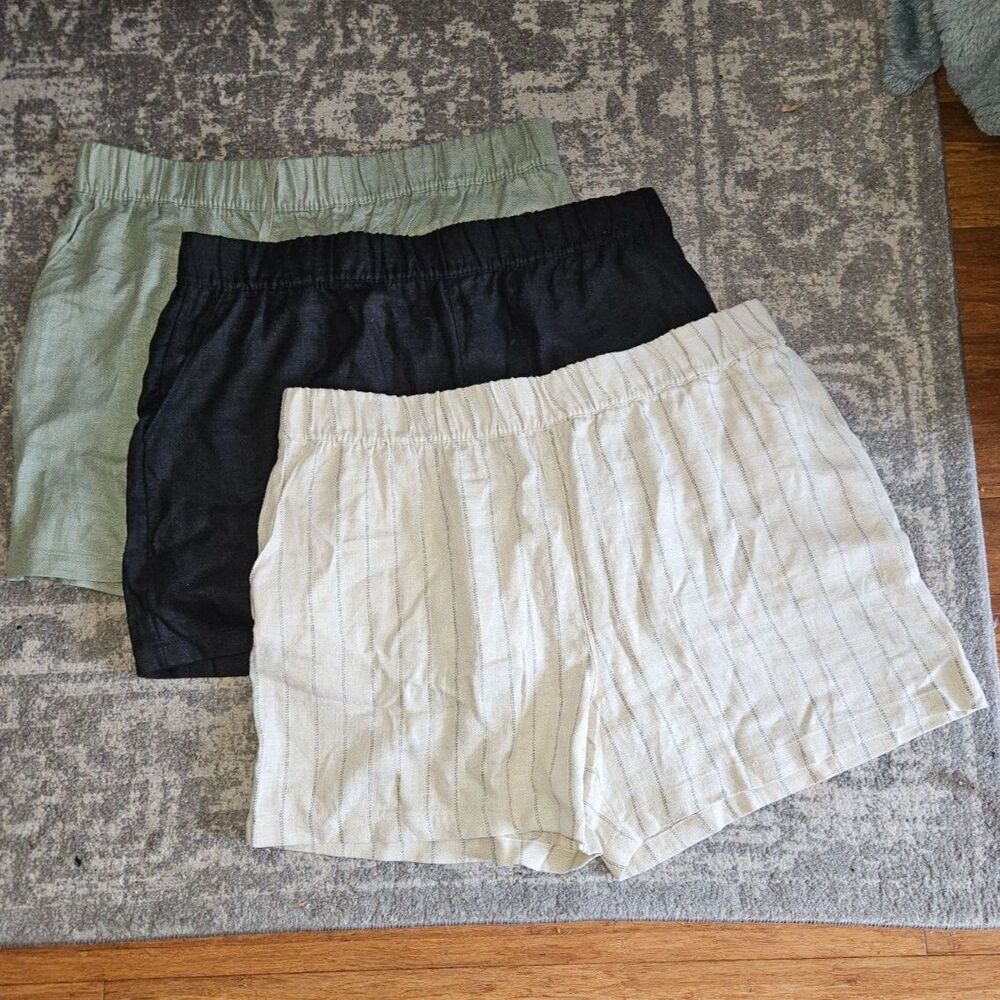 BLANKNYC Linen Blend 5" Inseam Bundle of 3 Shorts Green Black, Beige XL NWT
